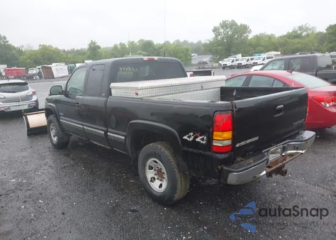 2000 Chevrolet Silverado 2500 Ls из США, поврежденный, VIN 1GCGK29UXYE135561
